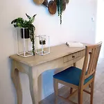Oda ve Kahvaltı Erilla